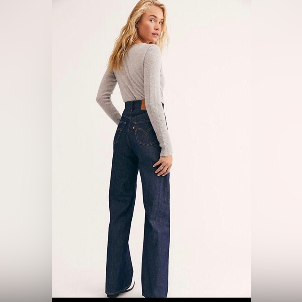 Levi’s Ribcage Wide Leg Premium Denim Size 27